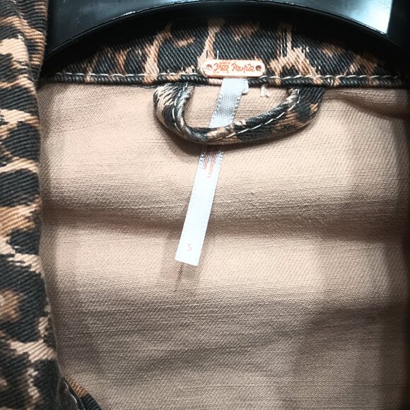 Free People Leopard Print Denim Cropped Raw Hem Jacket, S. - Picture 3 of 4